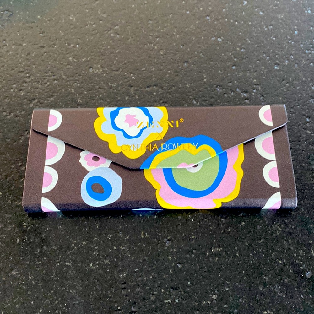 Cynthia Rowley Sunglass Case